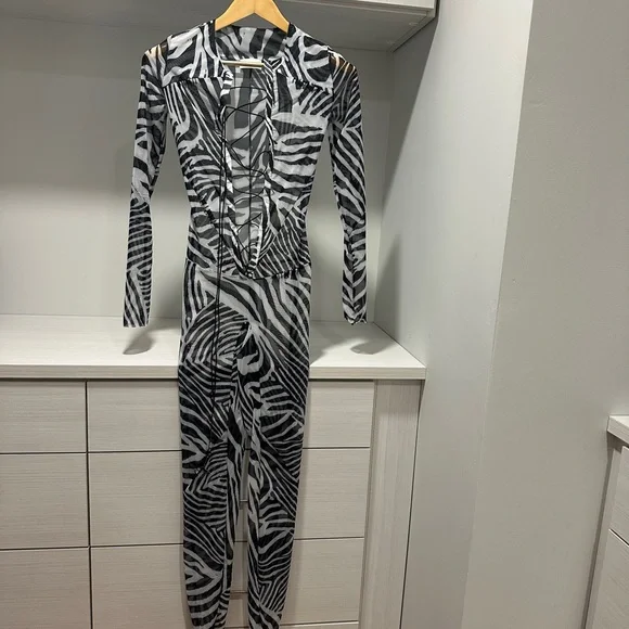 Leeloominai jumpsuit in Zebra CULTNAKED - Picture 6 of 6